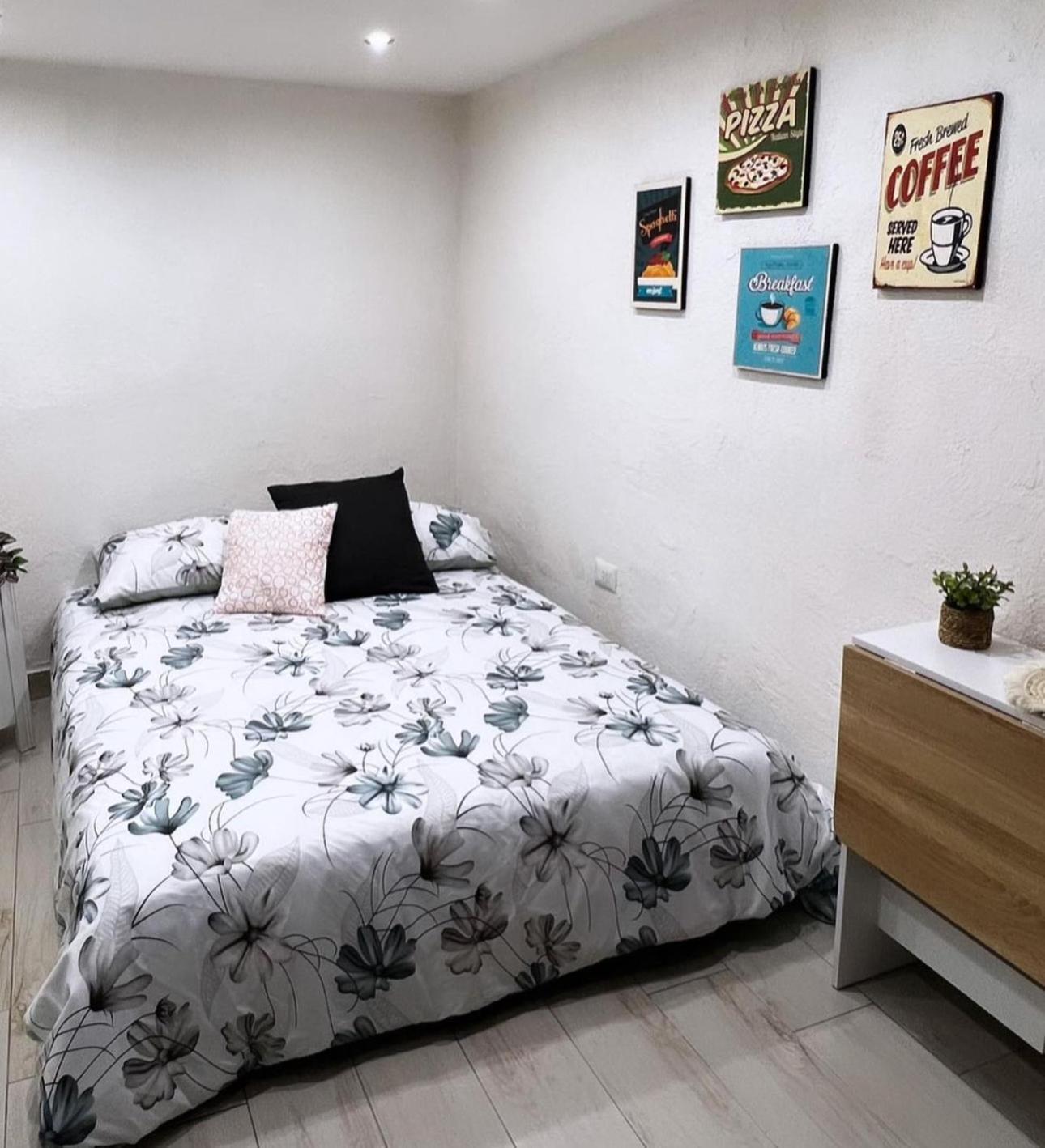 Vesuvia Guest House نابولي المظهر الخارجي الصورة